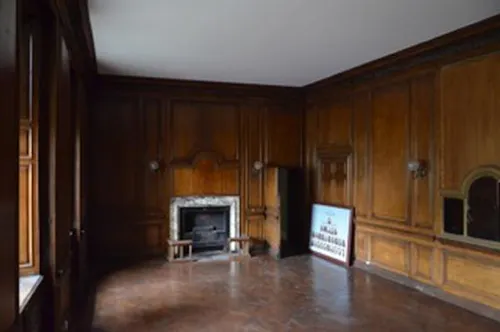 19th century vacant Durham castle, G281