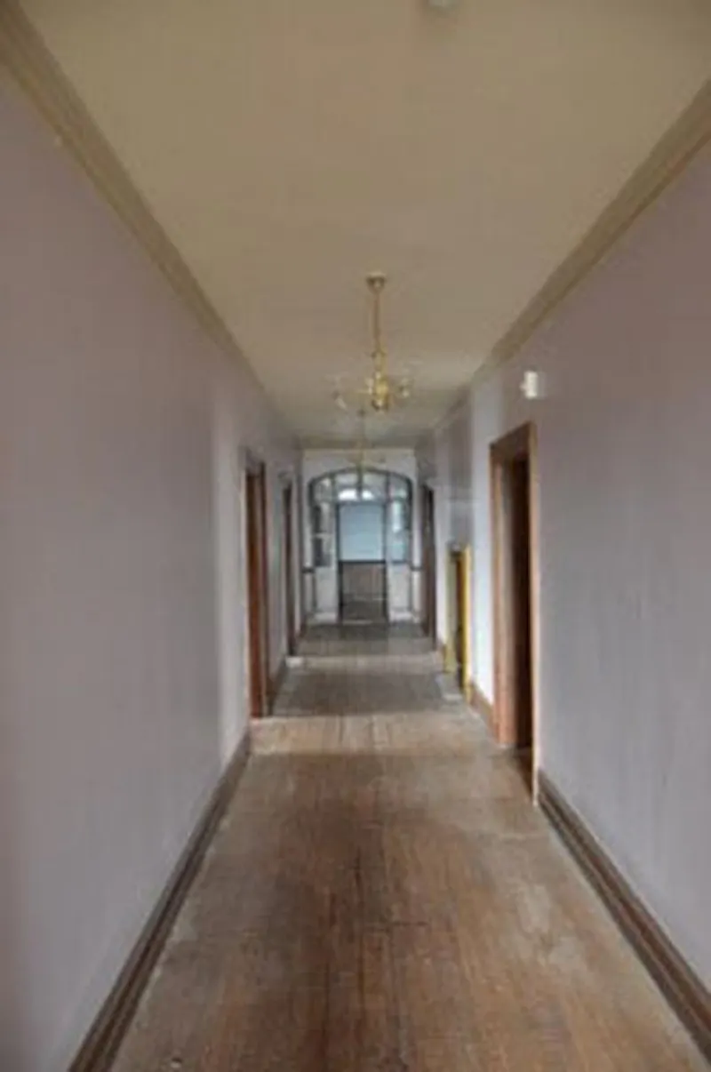 Corridor at 19th century vacant Durham castle, G281 (photo 53)