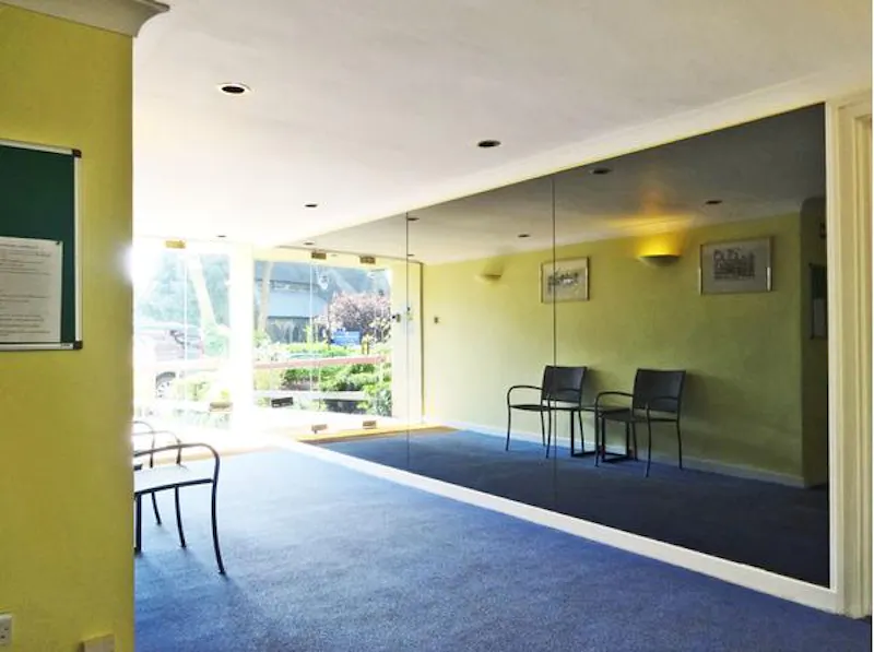 Bright Chalk Farm apartment., F1047 (photo 27)