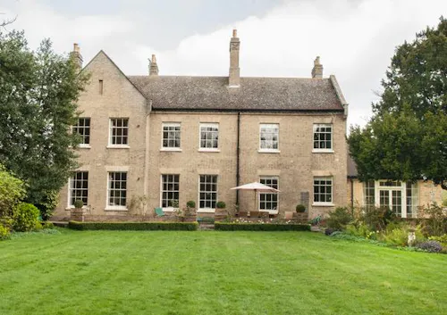 Hemingford Grey Manor house, B1637