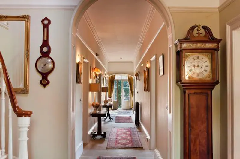 Corridor at Hemingford Grey Manor house, B1637 (photo 15)