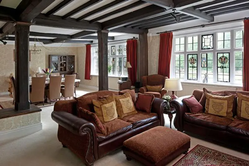 Beams at Elizabethan manor house in Leeds, G282 (photo 2)