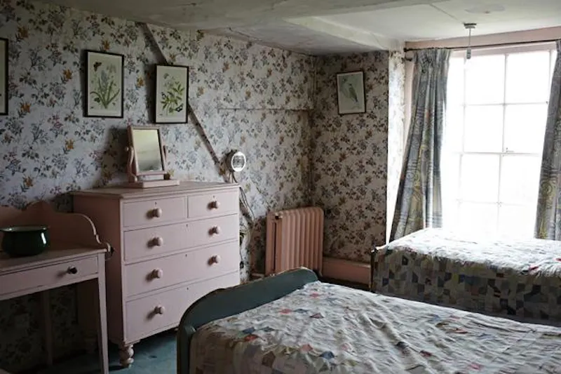 Woodbridge manor house, A1351 (photo 47)