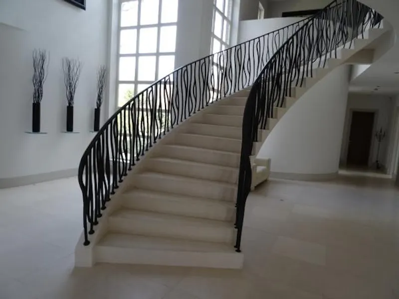 Staircase at Modern mansion near Liss, D2179 (photo 3)