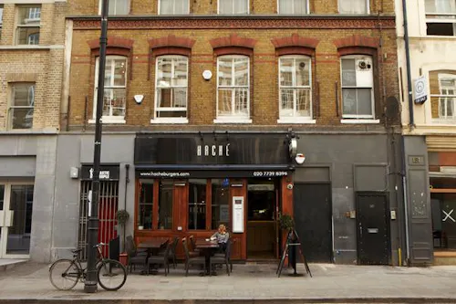 Tattoo parlour in Old Street, Q74
