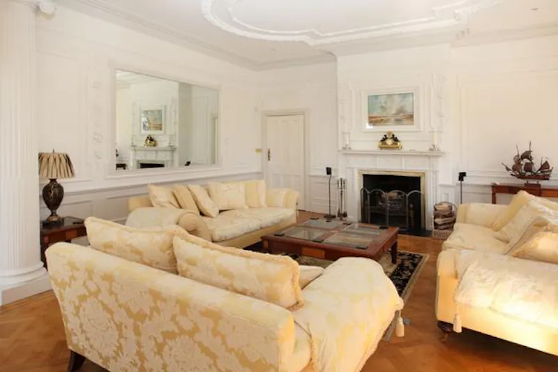 Substantial Downham manor house, G283 (photo 16)