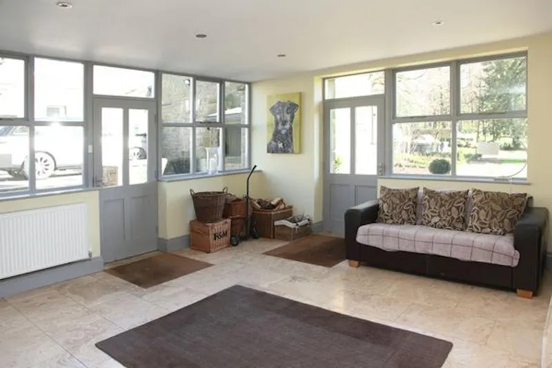 Substantial Downham manor house, G283 (photo 19)