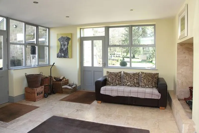 Substantial Downham manor house, G283 (photo 21)