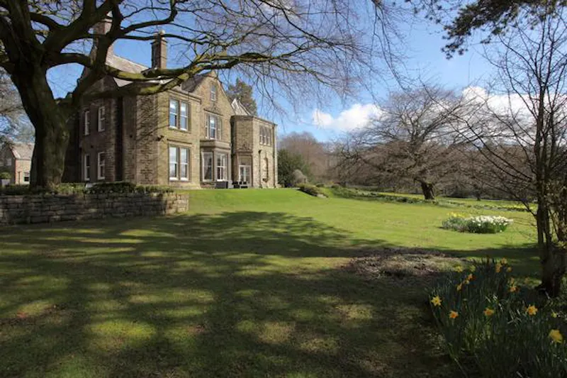 Substantial Downham manor house, G283 (photo 63)