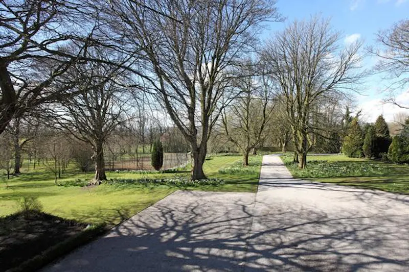 Substantial Downham manor house, G283 (photo 76)