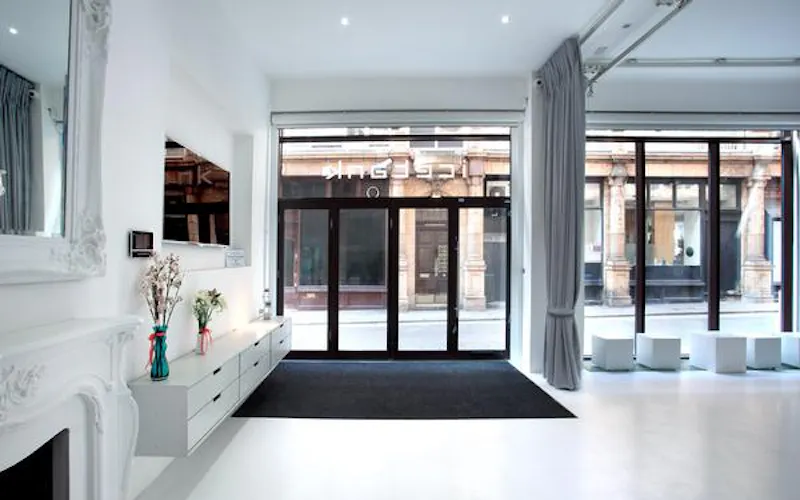 Tottenham Court Rd studio kitchen, N265 (photo 10)