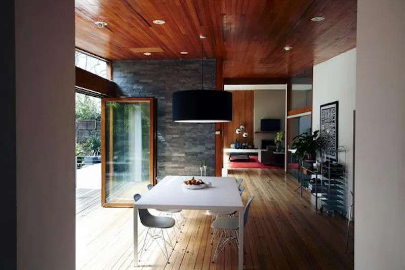 Bromley Modernist house, K391 (photo 11)