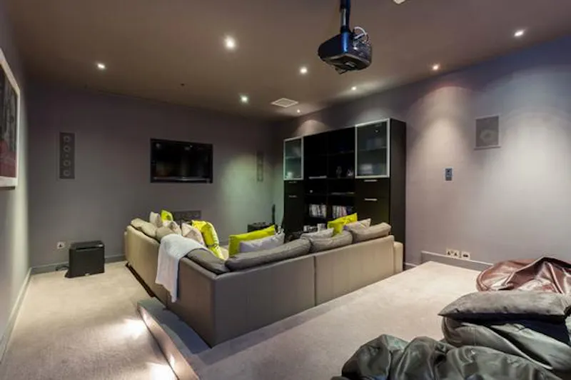 Wimbledon indoor pool house, D2181 (photo 15)