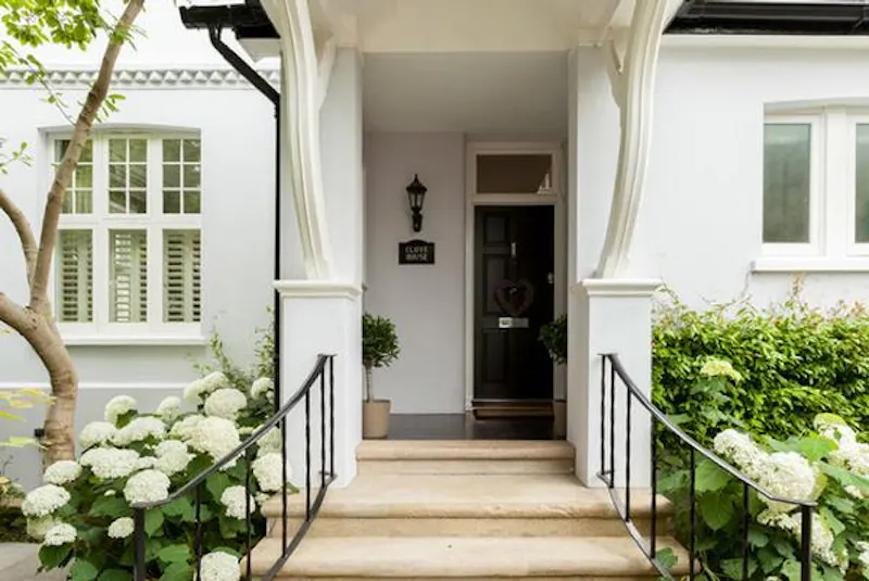 Wimbledon indoor pool house, D2181 (photo 39)