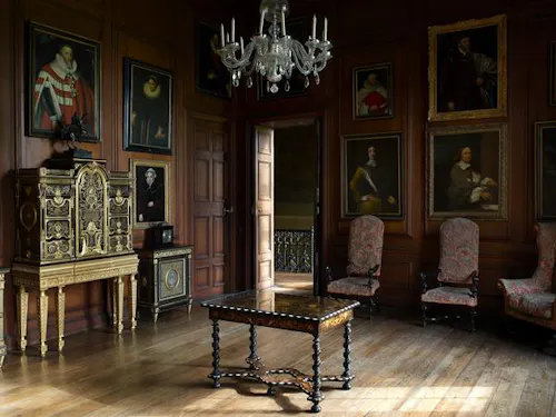 Versaille style estate in Kettering, A1355