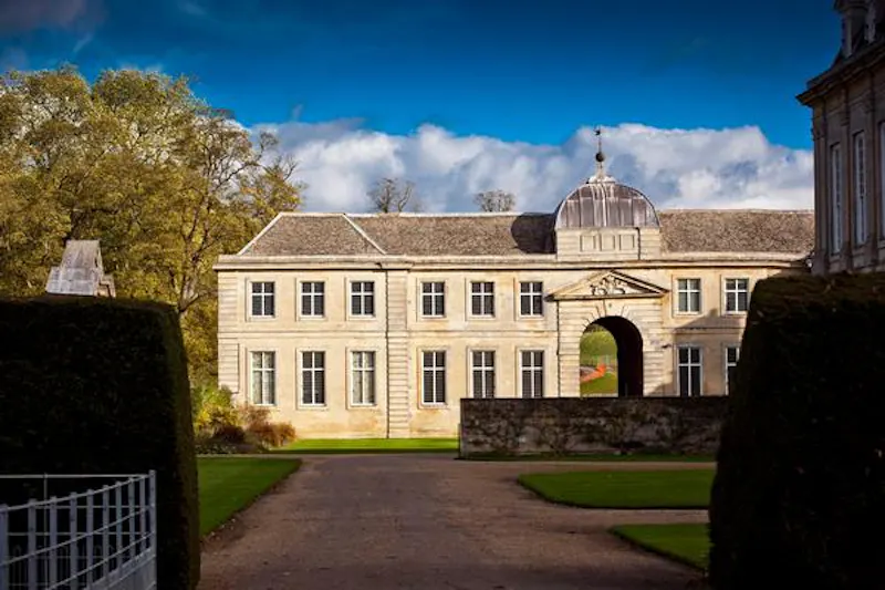 Versaille style estate in Kettering, A1355 (photo 9)