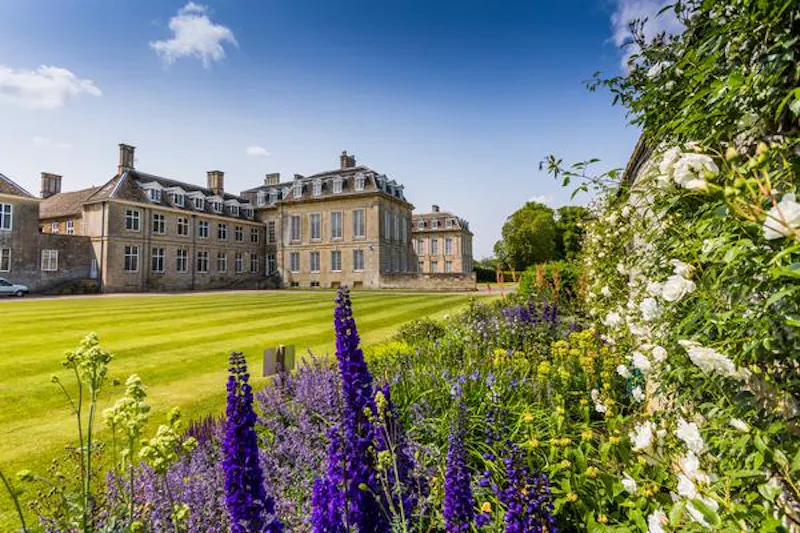 Garden at Versaille style estate in Kettering, A1355 (photo 19)