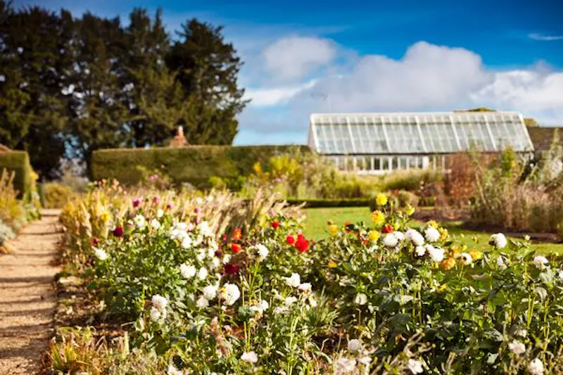 Greenhouse at Versaille style estate in Kettering, A1355 (photo 23)