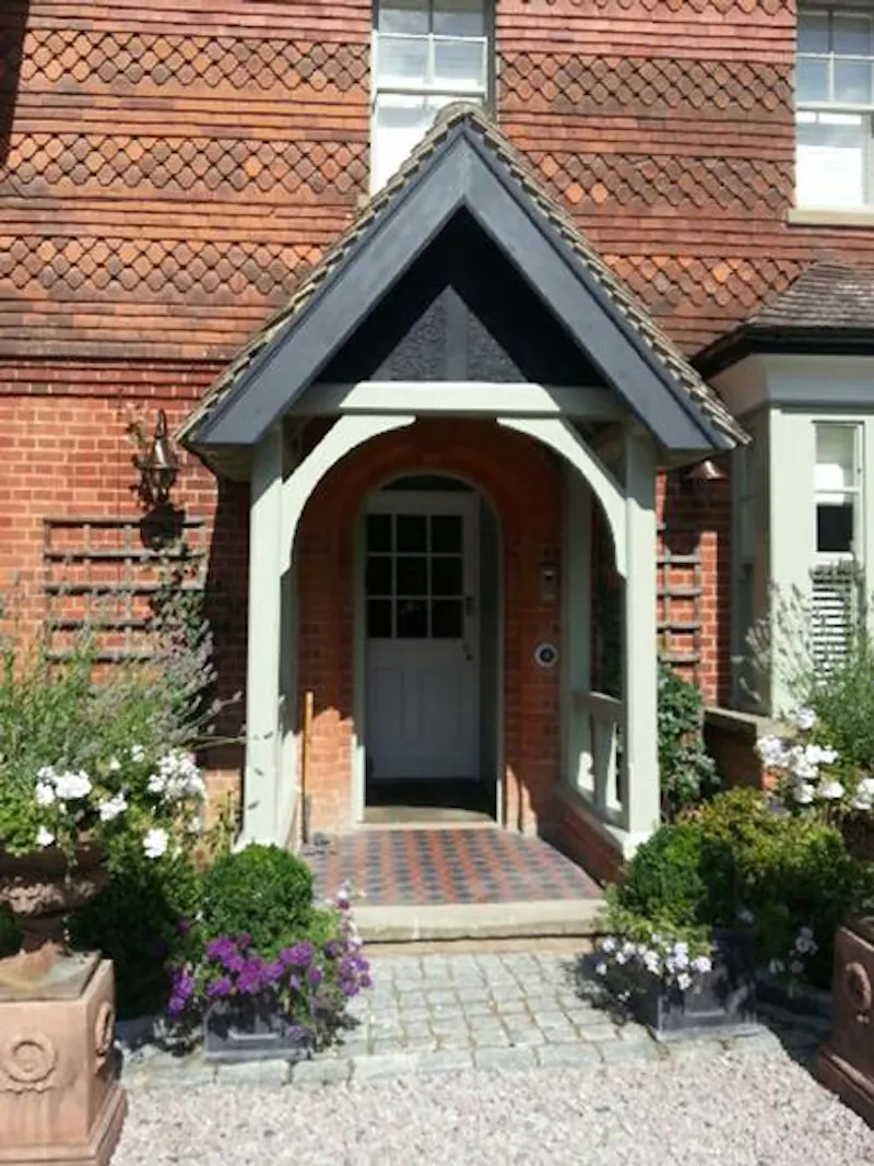 Film location D1528 in Surrey (photo 16)