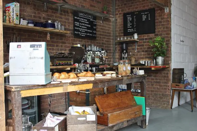 Quirky Homerton cafe, R784 (photo 15)