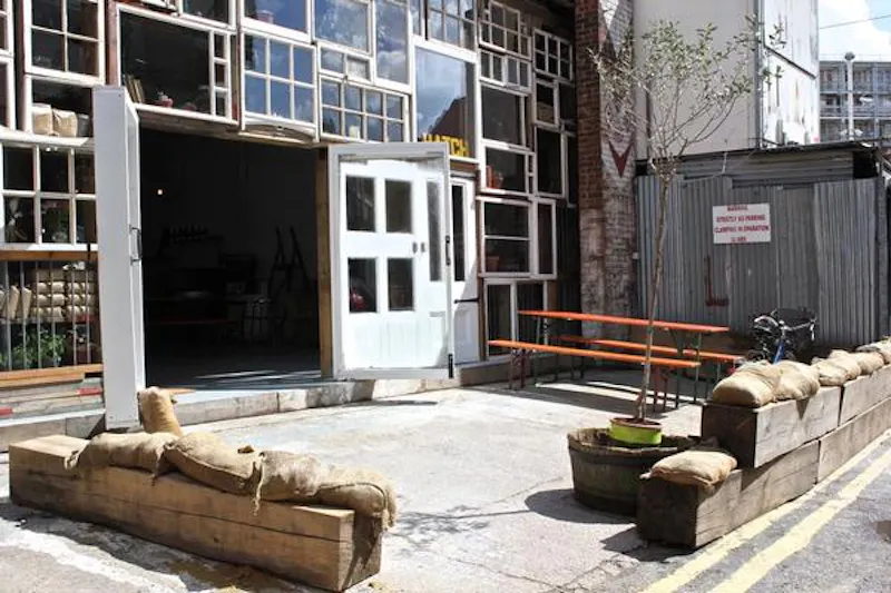 Terrace/Patio at Quirky Homerton cafe, R784 (photo 24)