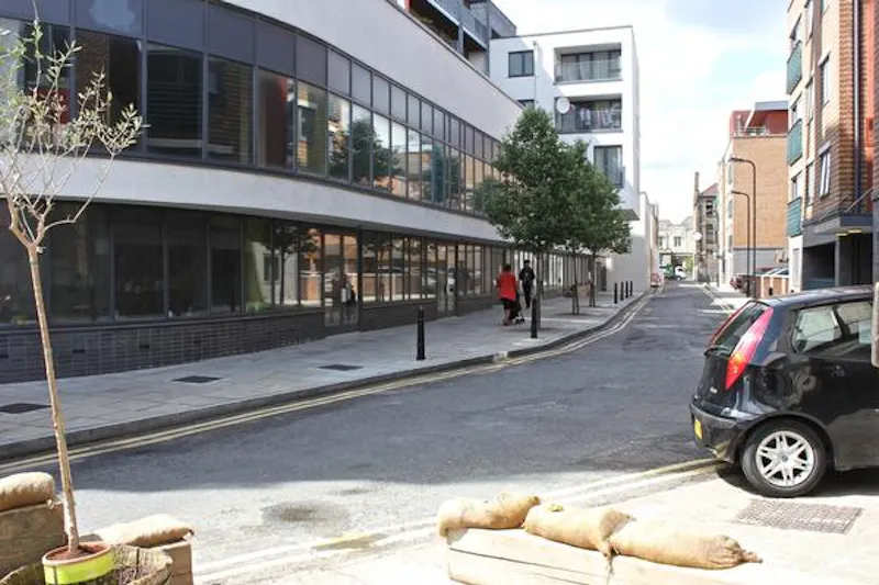 Quirky Homerton cafe, R784 (photo 28)