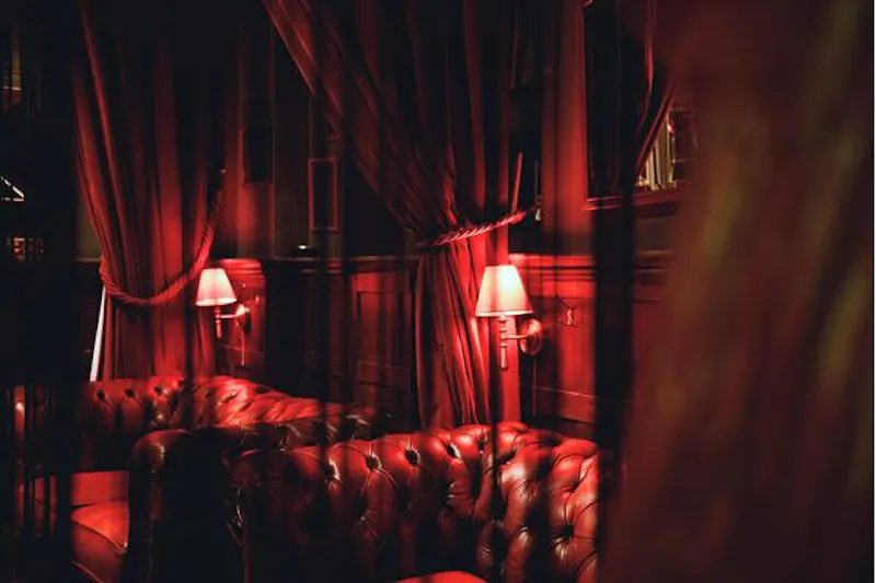 Shoreditch gentlemen's club, R785 (photo 9)