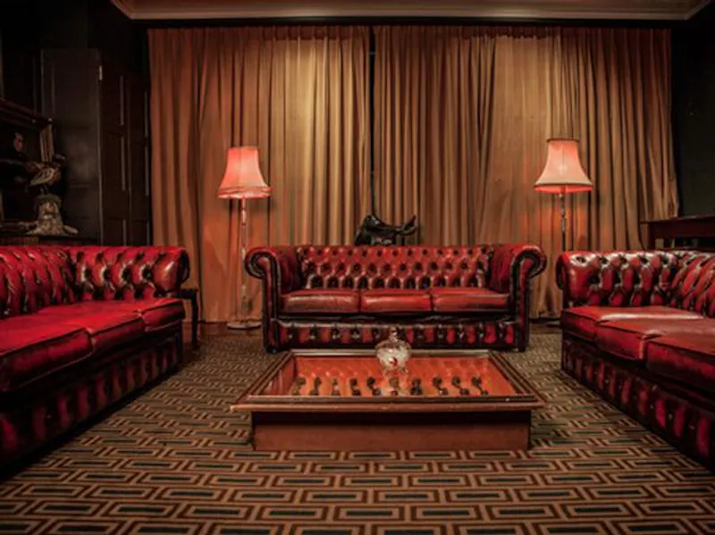 Shoreditch gentlemen's club, R785 (photo 12)