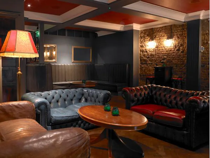 Shoreditch gentlemen's club, R785 (photo 22)