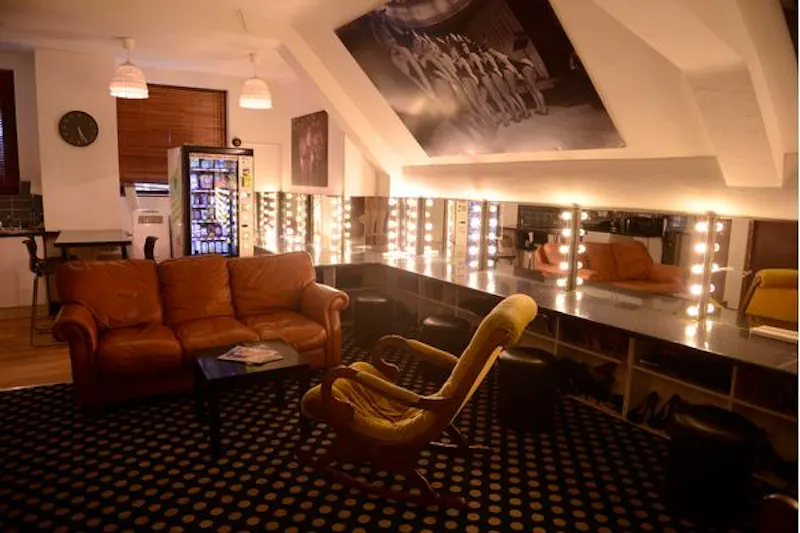 Shoreditch gentlemen's club, R785 (photo 29)