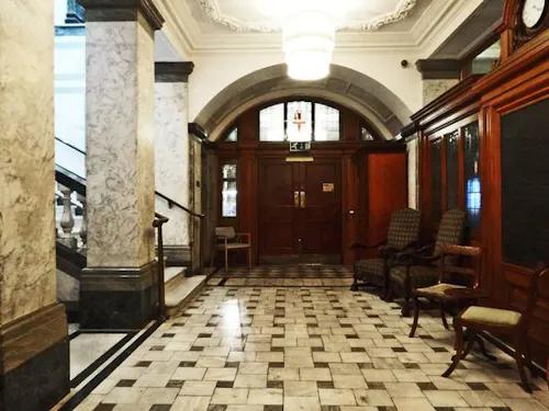 Art deco Bethnal Green hotel, R786