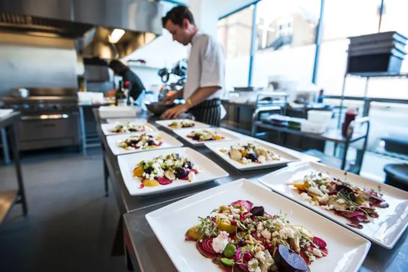 Bright studio kitchen in Old Street, Q91 (photo 8)