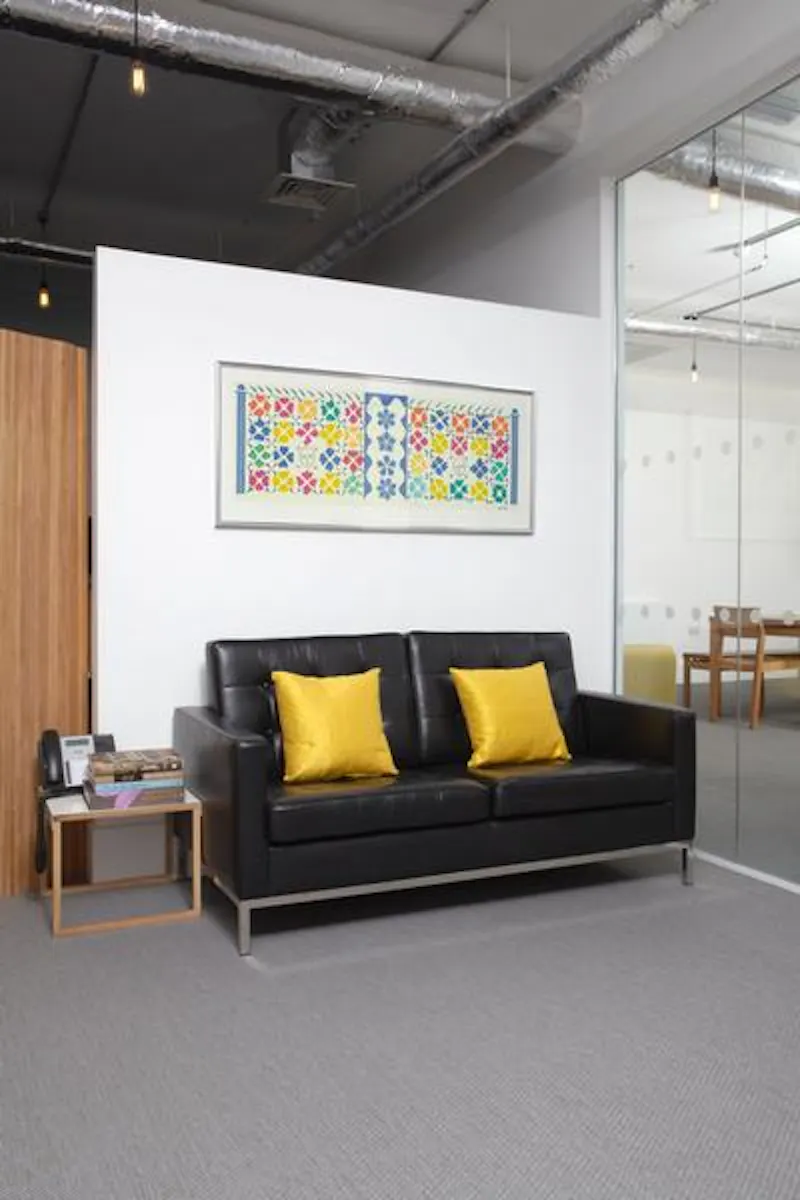 Bright studio kitchen in Old Street, Q91 (photo 14)
