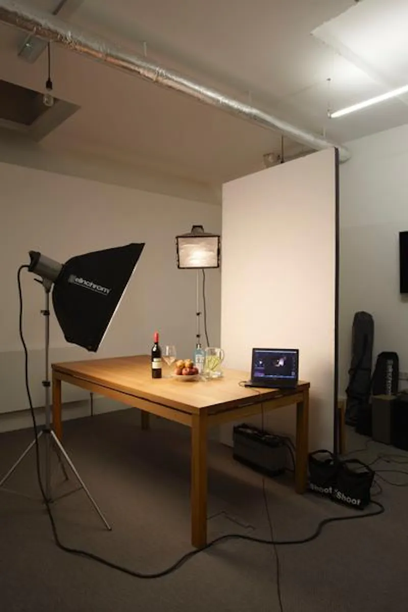 Bright studio kitchen in Old Street, Q91 (photo 18)