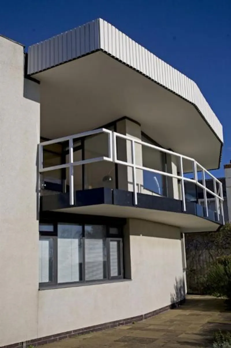 Retro Modernist house in Preston, K392 (photo 29)