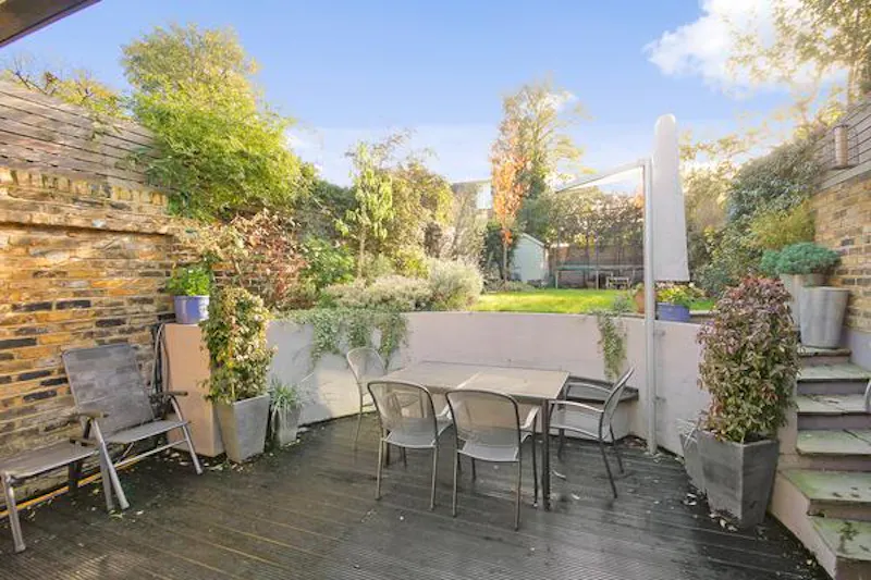 Terrace/Patio at Stylish Wandsworth family house, B1640 (photo 26)
