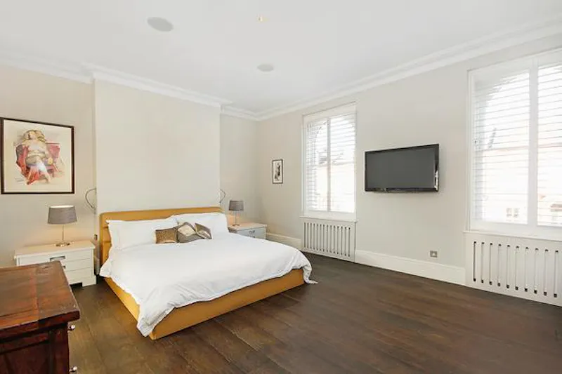 Bedroom at Stylish Wandsworth family house, B1640 (photo 14)