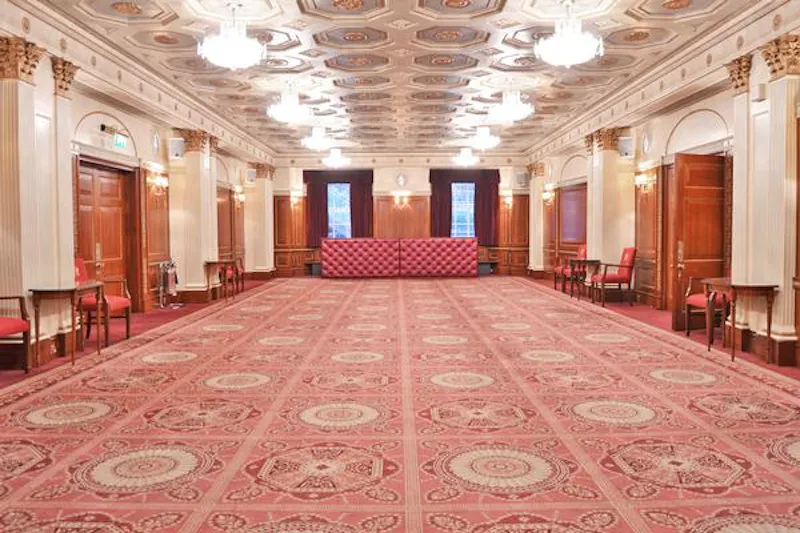 Bar at Neo-classical City ballroom, Q79 (photo 34)