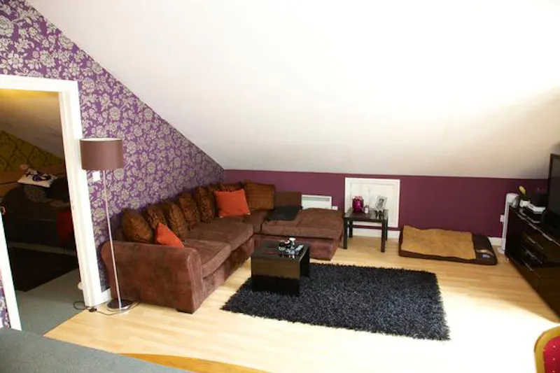 Spacious Winchester fun palace, D2187 (photo 64)