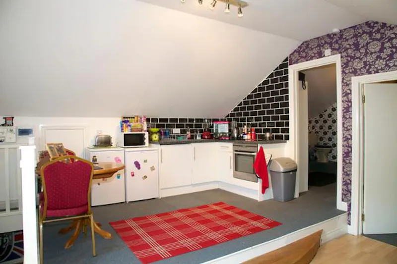 Spacious Winchester fun palace, D2187 (photo 65)