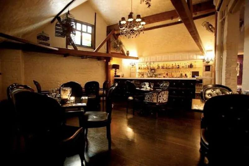 Battersea bar and nightclub, R787 (photo 6)