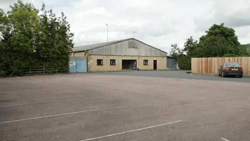 Warehouse space in Cheltenham, N280