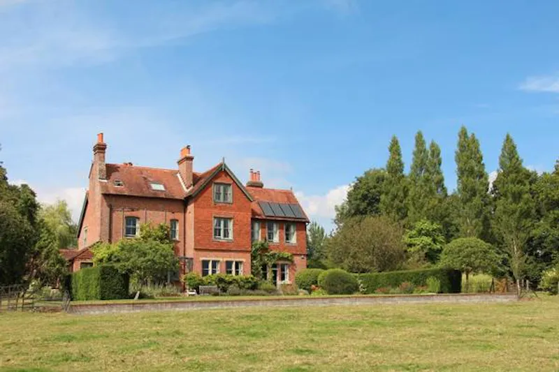 Characterful house in Markbeech, B1643 (photo 15)