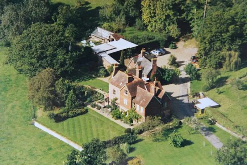 Characterful house in Markbeech, B1643 (photo 31)