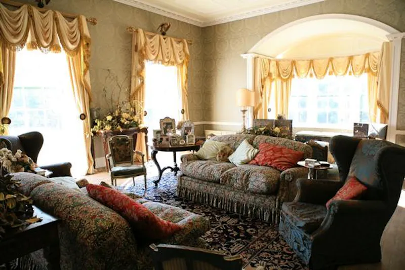 Living Room at Beccles country house , A1357 (photo 3)