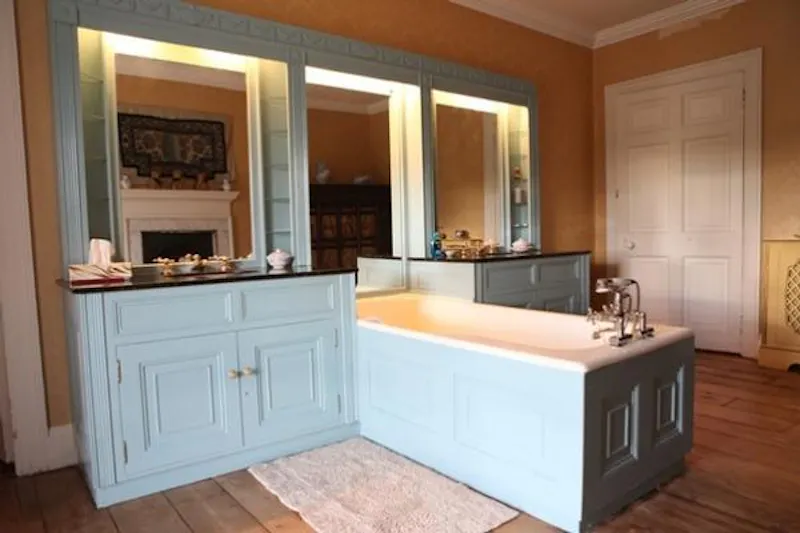 Bathroom at Beccles country house , A1357 (photo 15)