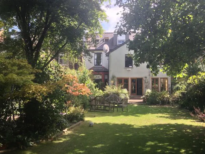 Garden at Cricklewood house, B1645 (photo 29)