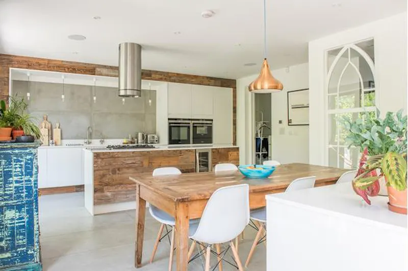 Stunning Sydenham house, B1646 (photo 23)