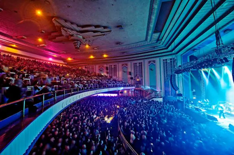 Art deco theatre in Limehouse, R788 (photo 19)