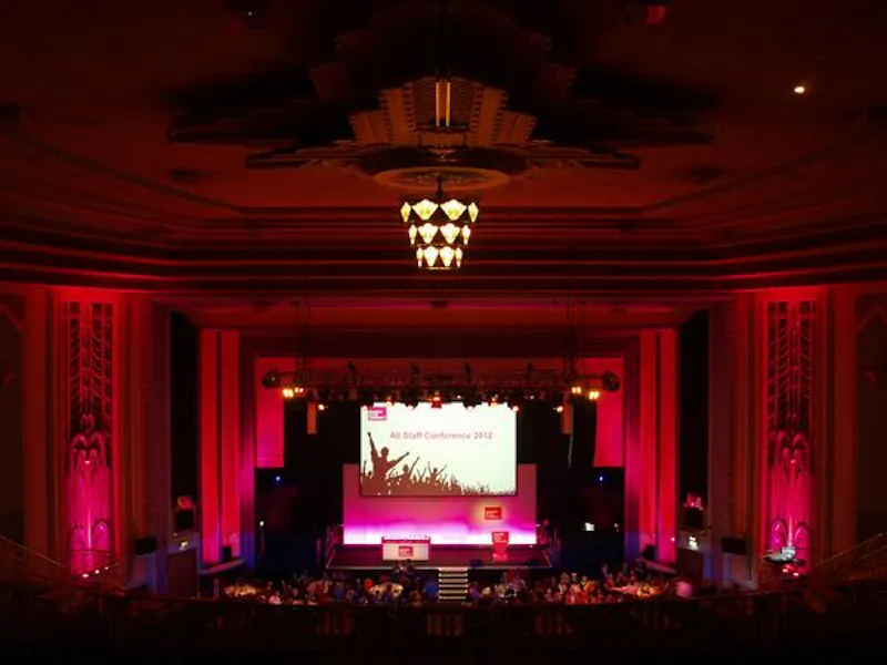 Art deco theatre in Limehouse, R788 (photo 22)